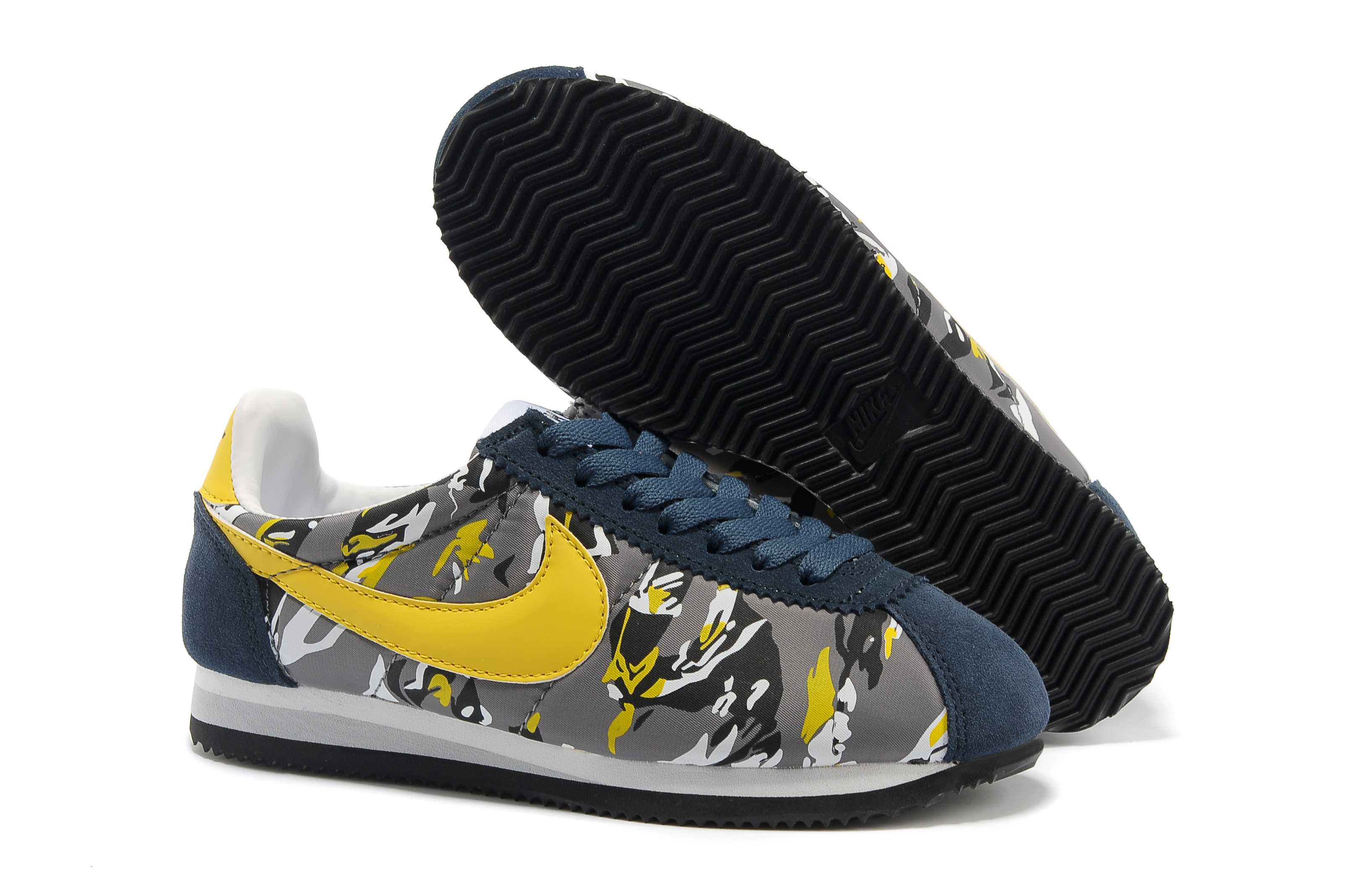 NIKE CORTEZ NYLON PRM femme nike cortez cuir nouveau